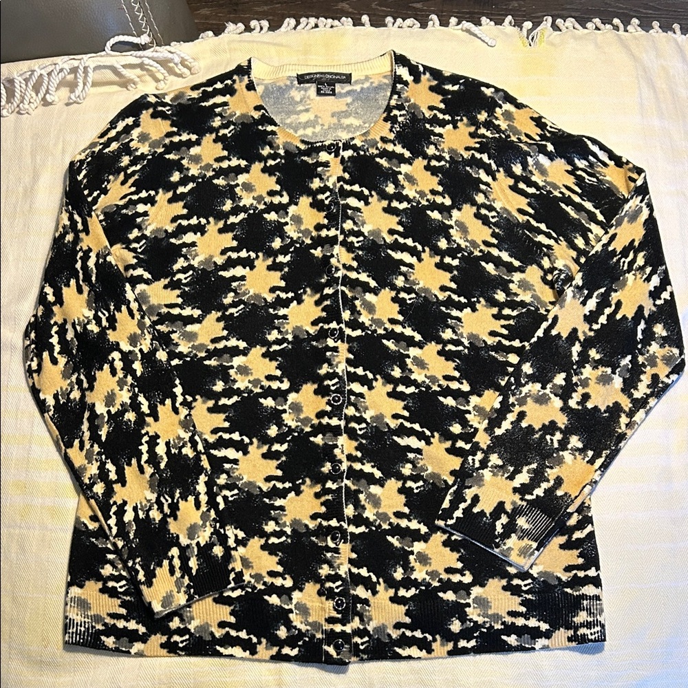 Designers Originals Vintage Cream/Black Patterned Button-Front Cardigan size L
